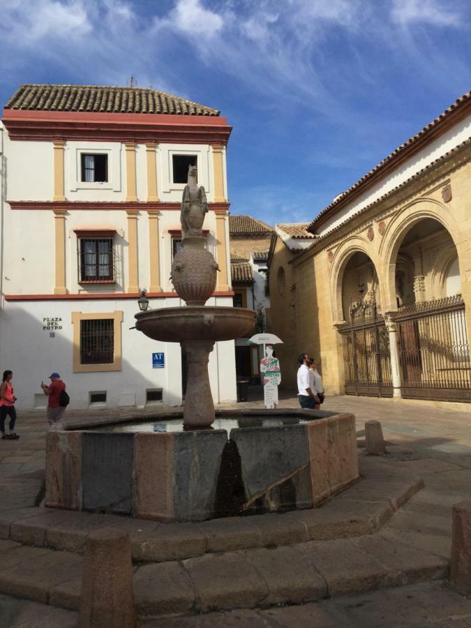 קורדובה Apartamento Plaza De La Corredera מראה חיצוני תמונה